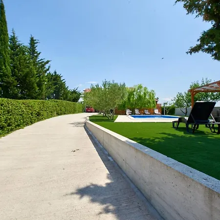 Ljubica * Ljubac (Zadar)