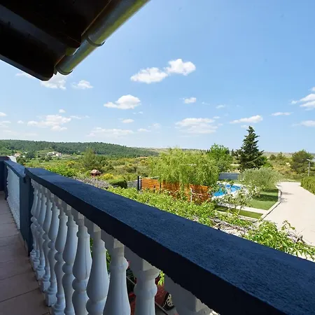 Ljubica Apartment *