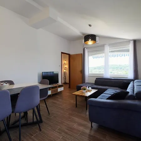 Apartment Ljubica *